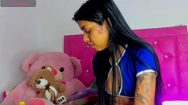 dahiiangomezz webcam