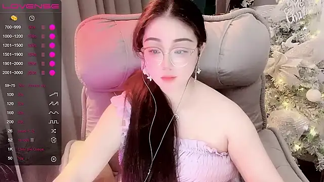 Monica-666888- webcam