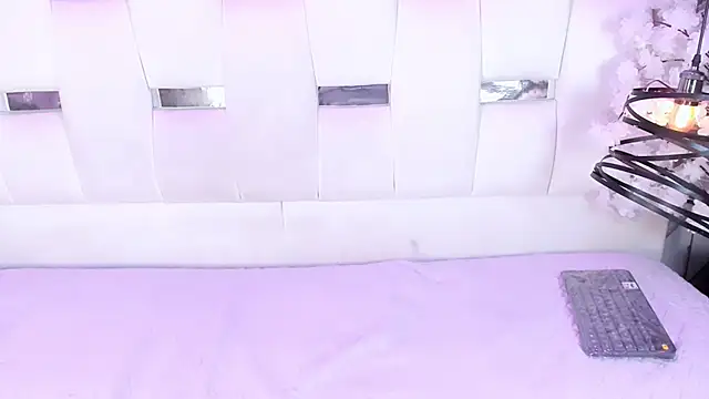 Violetbellarose1 webcam