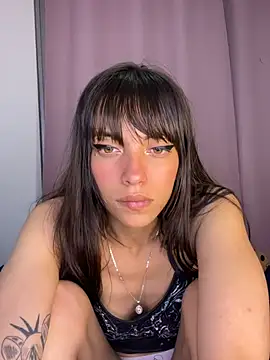 Webcam Model (MiaGoth_)  is live.Free join now!