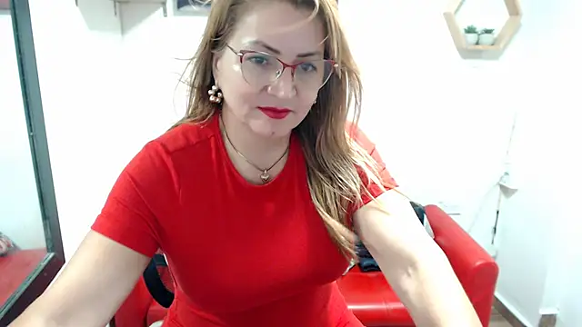 divax_monserrat - DIVAX_MONSERRAT's free webcam - UK Sex Cams