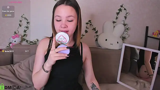 Lori_Bllossom webcam