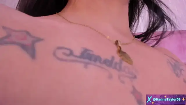 HannaTaylor webcam