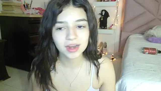 eva_sin18 live sex cam