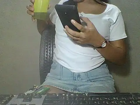 Skinny_PinayGirljust18 webcam