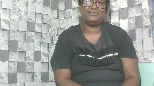 Exotic_indian95 webcam