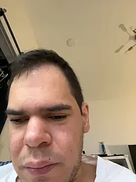 awesomemilkss webcam