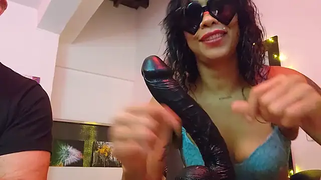 FirexxxDesire69 webcam