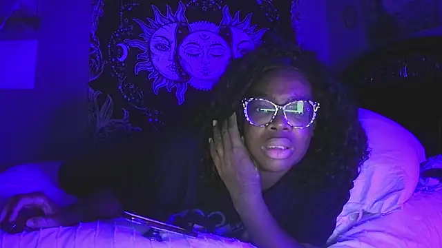 UriUniverse69 webcam