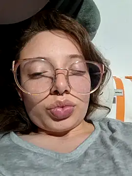 linda-schmidt webcam