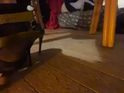 alexheels_boots webcam