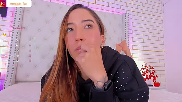 Morggan_Fox_ webcam