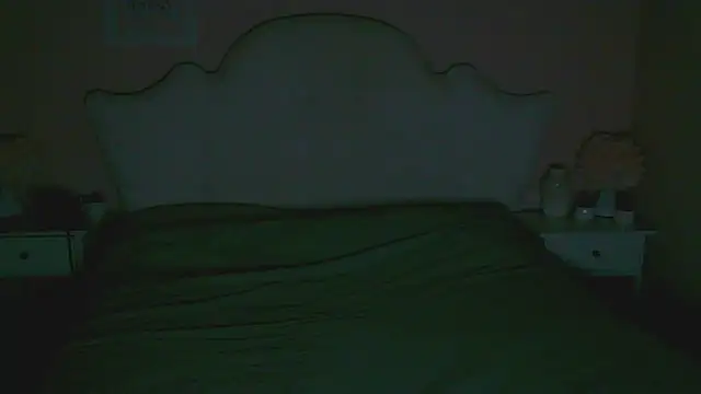 NyaraBuenoBabestationx webcam