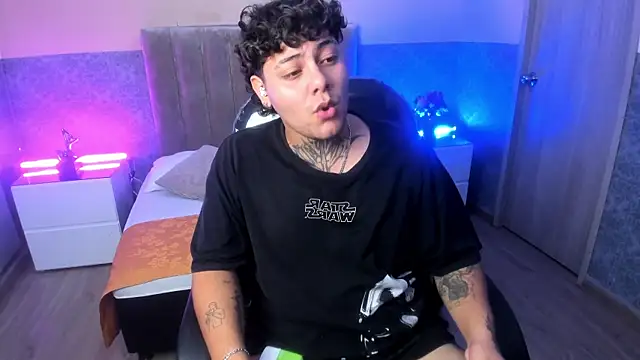 DAMON_SALVATTORE webcam