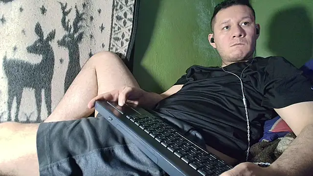 sweet_cock28 webcam