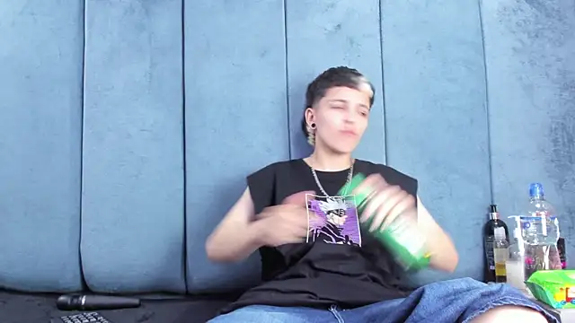 Megan_Thompson_ webcam