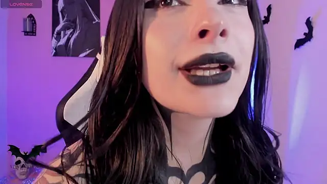 VelvetVampiree webcam