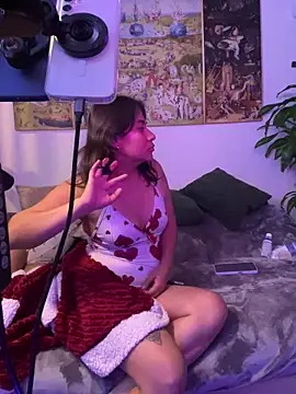 Poli_amor2025 webcam