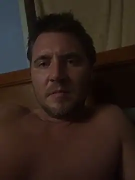 brando2585 (Ask my age) - Help me feel good 1tk at a time