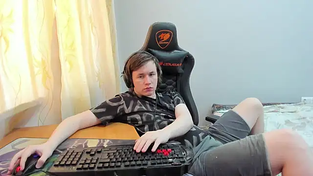 iliaskrislove webcam