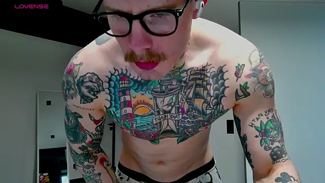 white_King9999 webcam