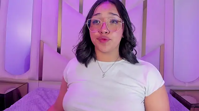 IsabellRodriguez18 webcam