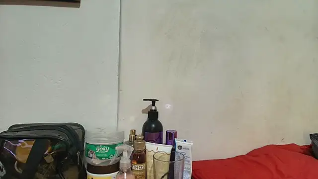 luisahot_9727 webcam