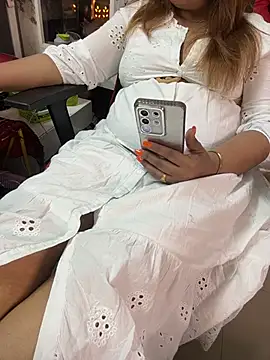 White_Truffel webcam