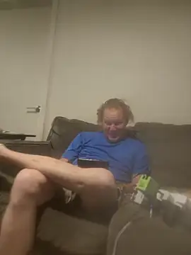 yourMasterisBored webcam