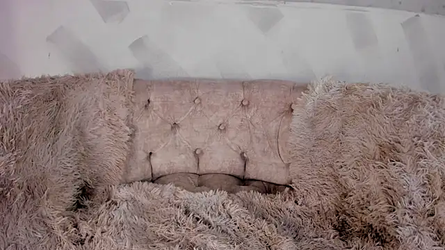 VioletWinters webcam