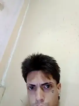 CubaxxxPeneGrande webcam