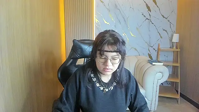 amara_tf - Amara_tf's free webcam - UK Sex Cams