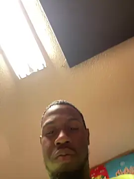 pussyeater_- - Pussyeater_-'s free webcam - UK Sex Cams