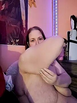 023thickandjuicy07 webcam