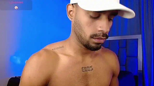 christian_thor (M young) - ALL NAKED  FLEXING