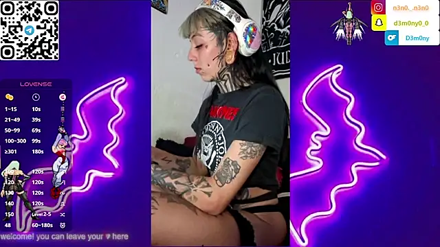 d3m0ny0_0 - D3m0ny0_0's free webcam - UK Sex Cams