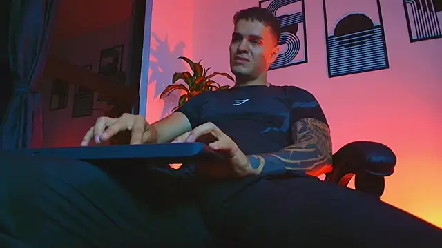 ALPHA_DOMINUS_ webcam