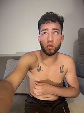 liam_bronw's live cam