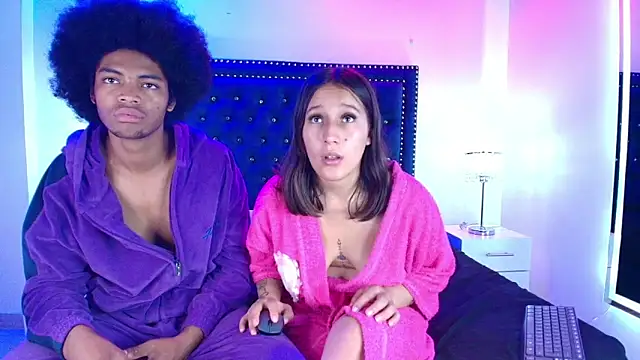 Cristal_and_luke webcam