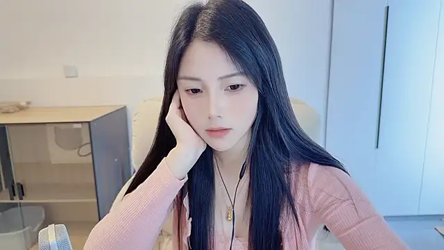 美女HaagenDazs_在线直播