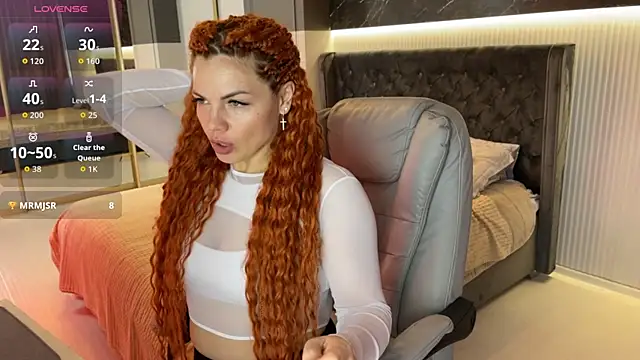 wow_maya (F milf) - dance striptease and play pussy close