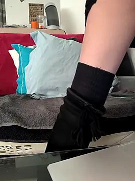 Webcam Model (Volcaniiia)  is live.Free join now!