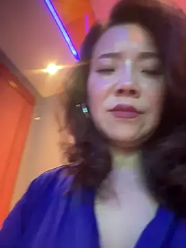 美女anna_kk在线直播