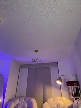 GabyMejiaa's live cam