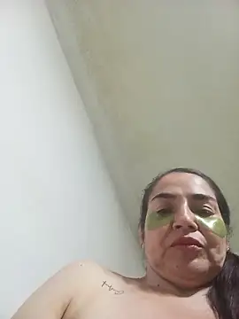 Webcam Model (MaryRoze_)  is live.Free join now!