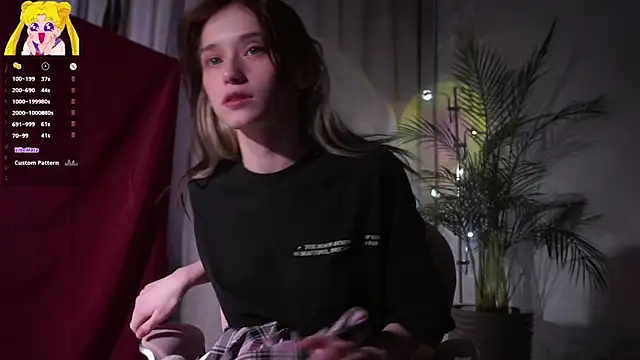 edlinhargus (F teen) - drop wate on my booobs