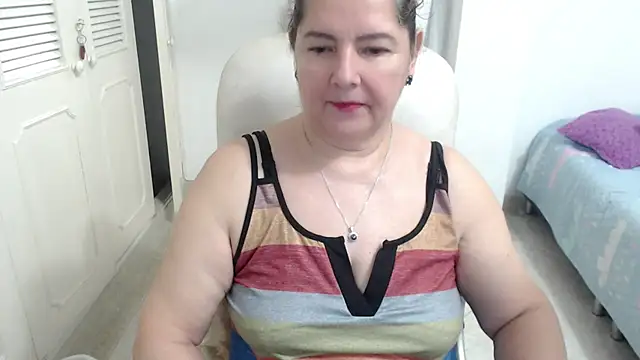 leonela_69 webcam