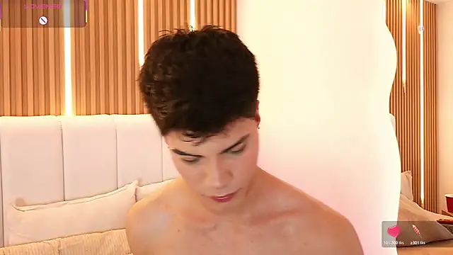 dulcey_ (M twink) - Fingers in foreskin