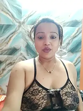 Webcam Model (hornypiu697)  is live.Free join now!