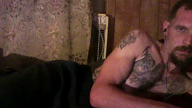 luke_thighwalker2469 webcam